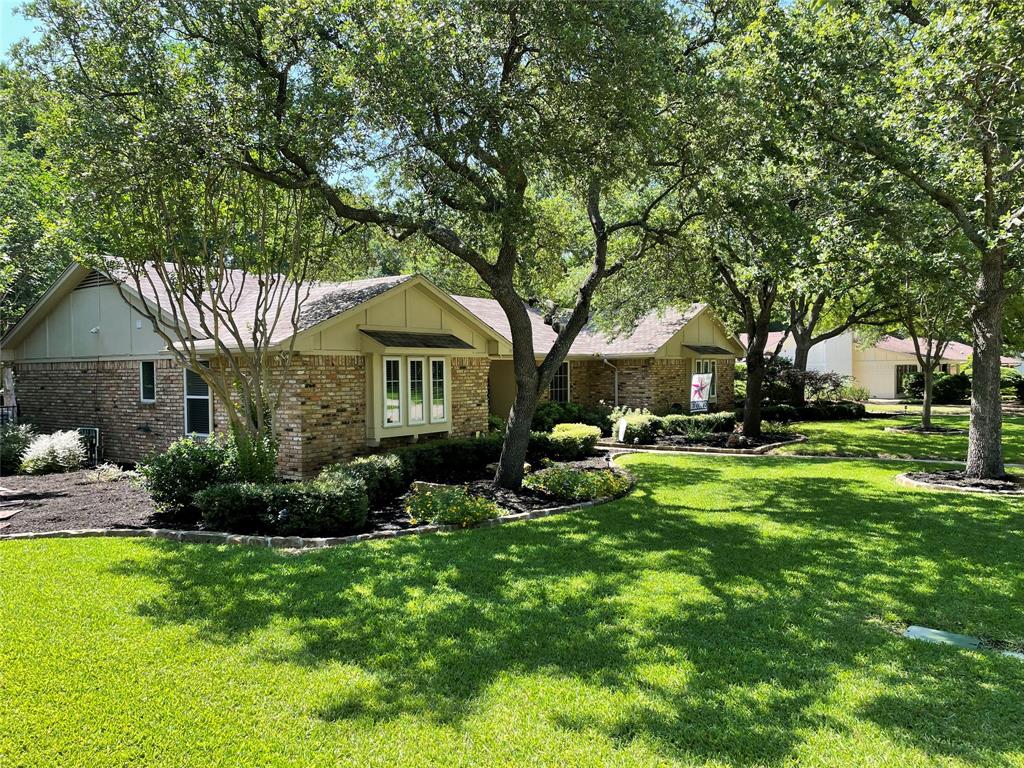 5300 Elm Street Property Photo