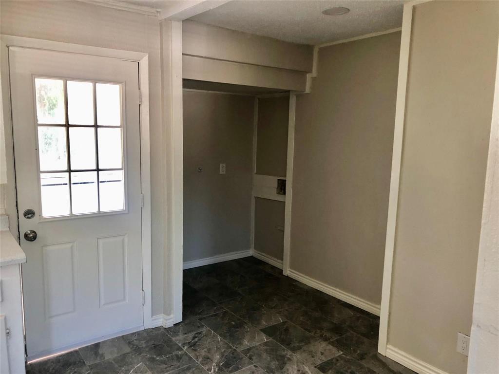 1726 Kirkwood Drive Property Photo 5