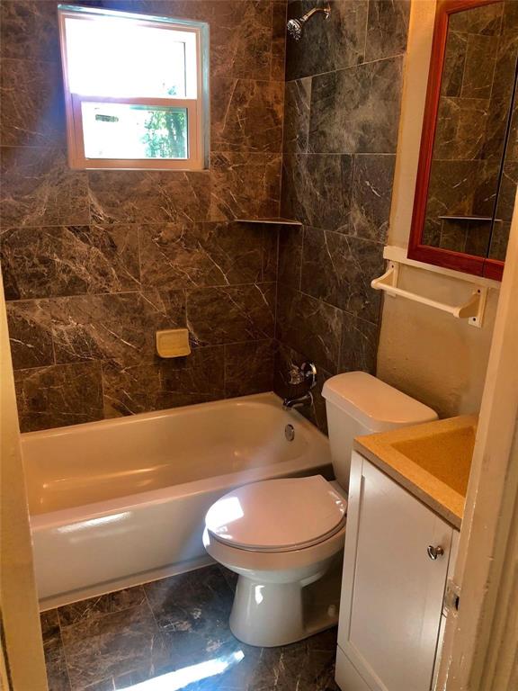 1726 Kirkwood Drive Property Photo 10