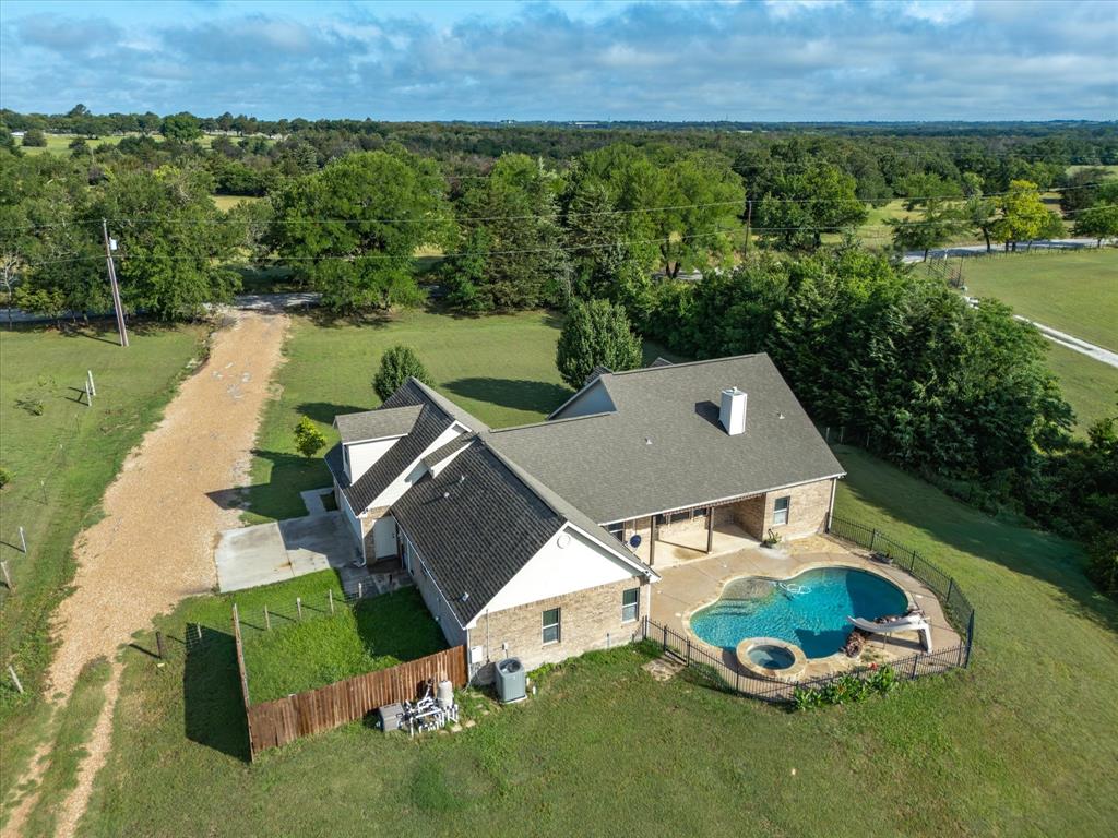 616 Greenwood Road Property Photo 1