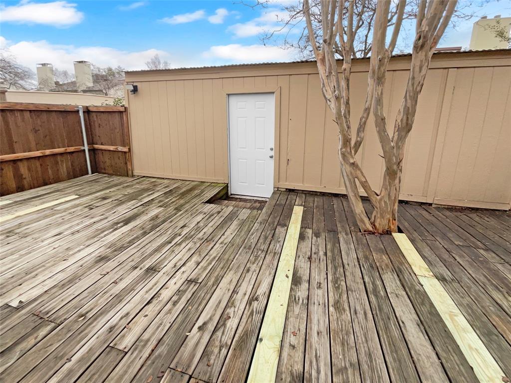 9222 Flickering Shadow Drive Property Photo 16