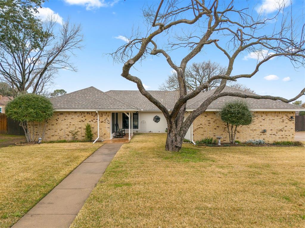 318 Doubletree Drive Property Photo
