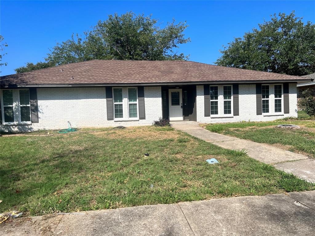 1125 Waterview Lane Property Photo