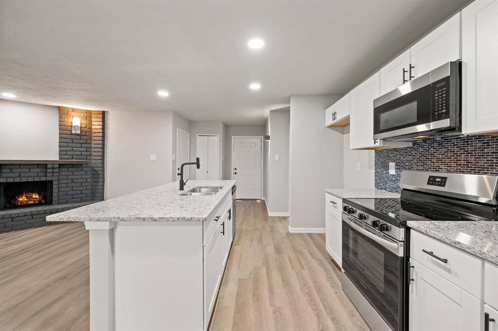 6836 Glenhurst Drive Property Photo