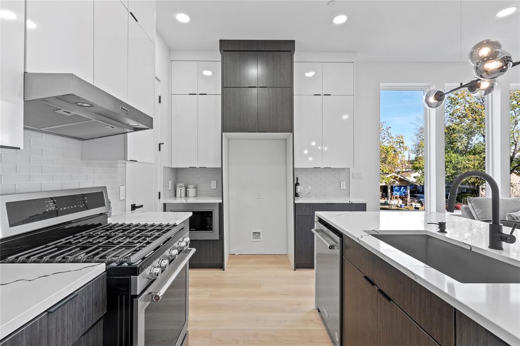 2015 California Drive Property Photo 13