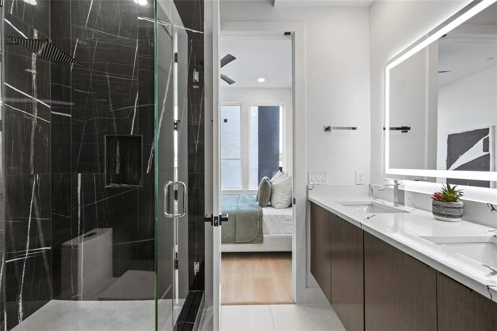 2015 California Drive Property Photo 25