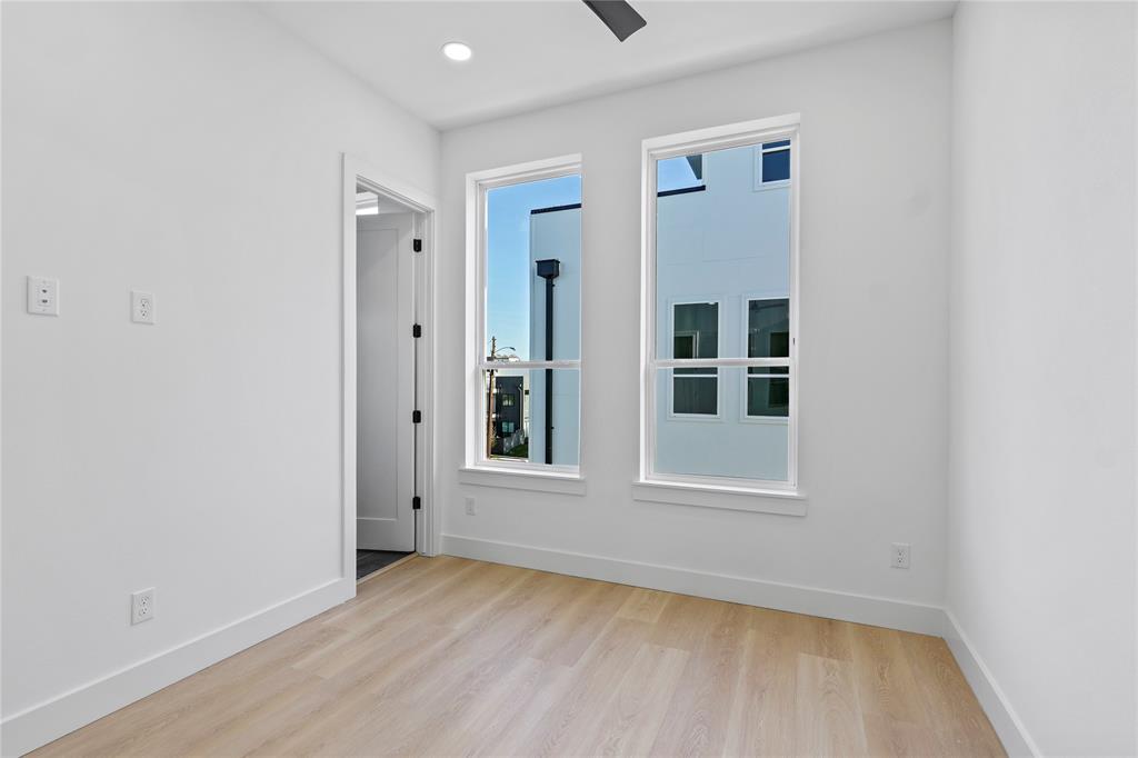 2015 California Drive Property Photo 29