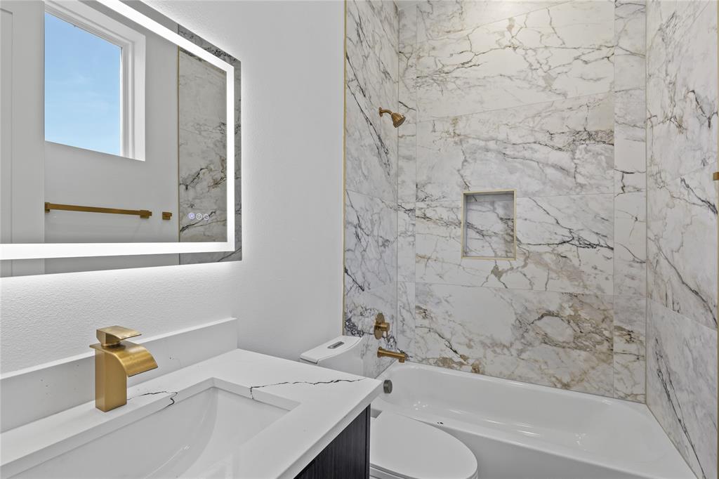 2015 California Drive Property Photo 30