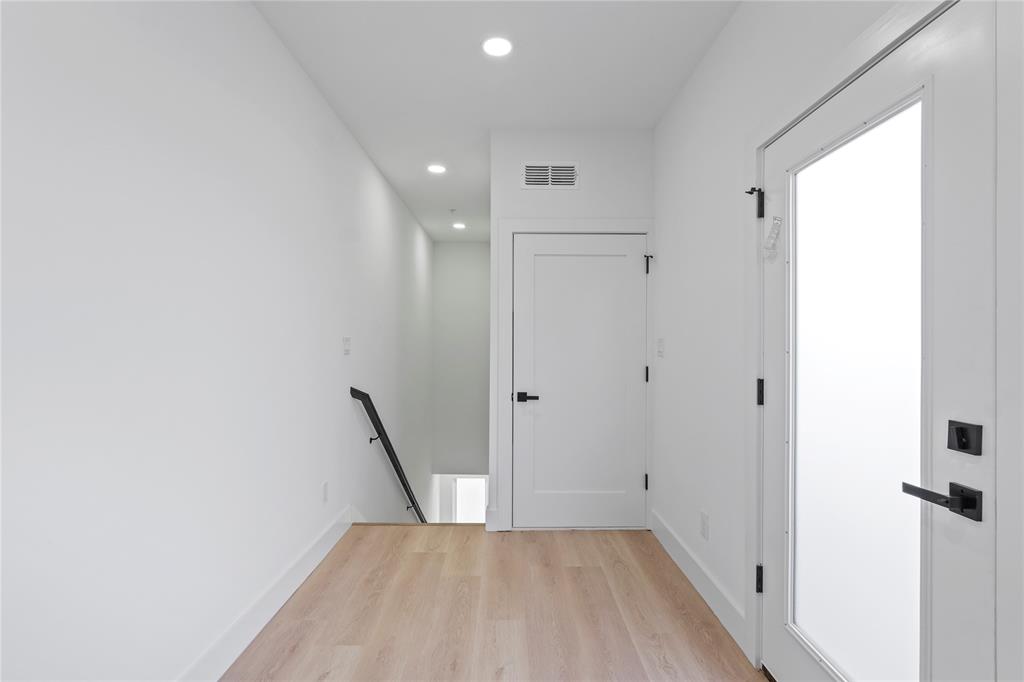 2015 California Drive Property Photo 32