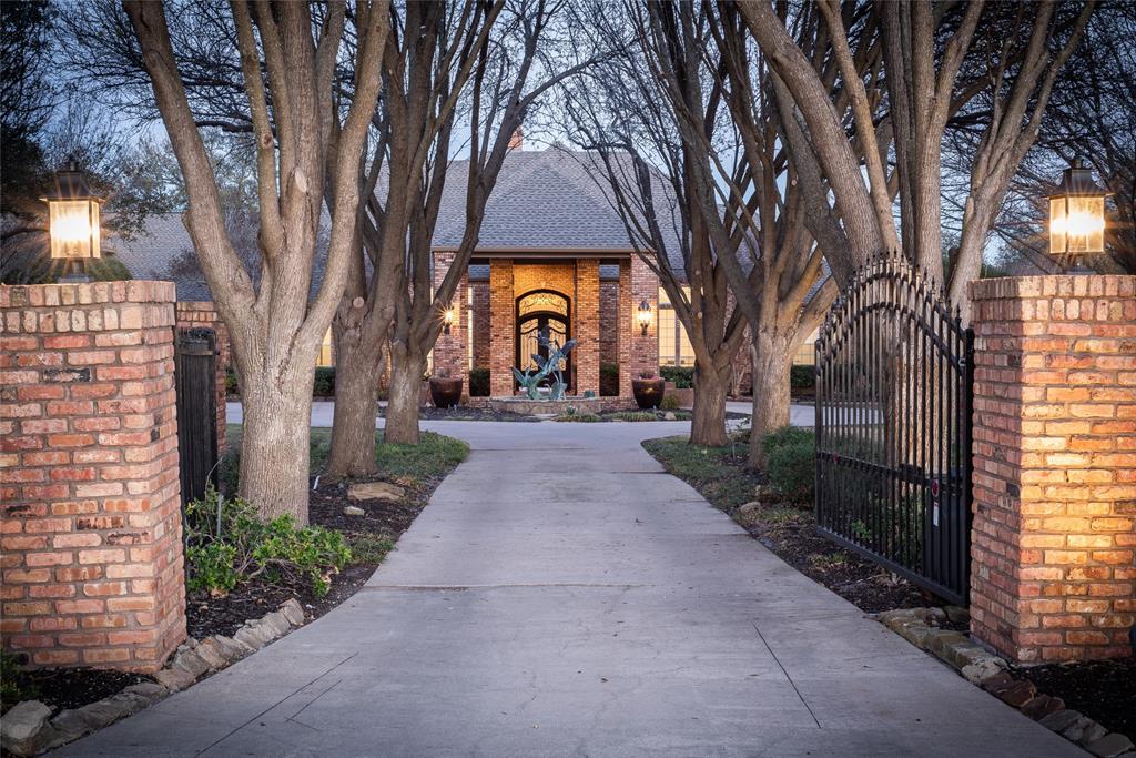 1900 Rock Ridge Road Property Photo