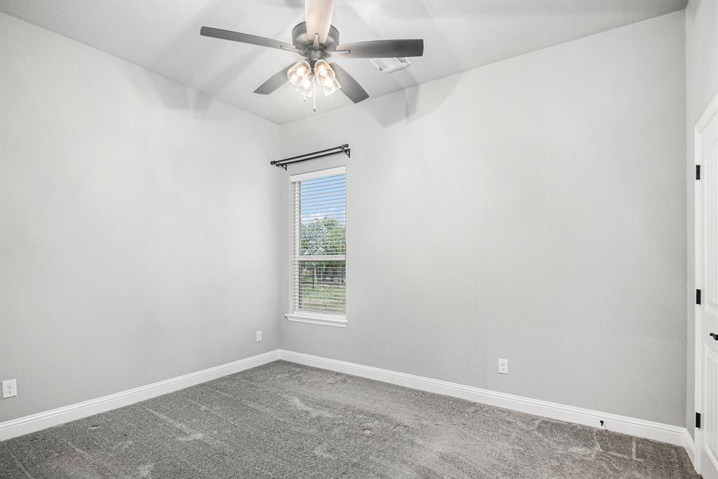 378 Oak Meadow Lane Property Photo 24