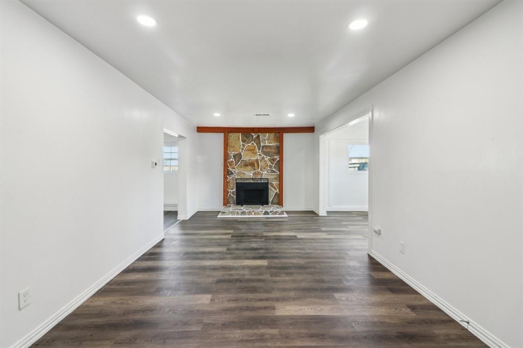 4765 Cecilia Avenue Property Photo 4