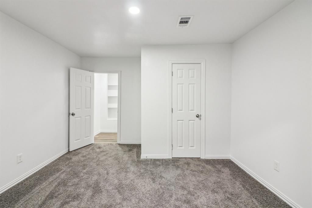 4765 Cecilia Avenue Property Photo 18