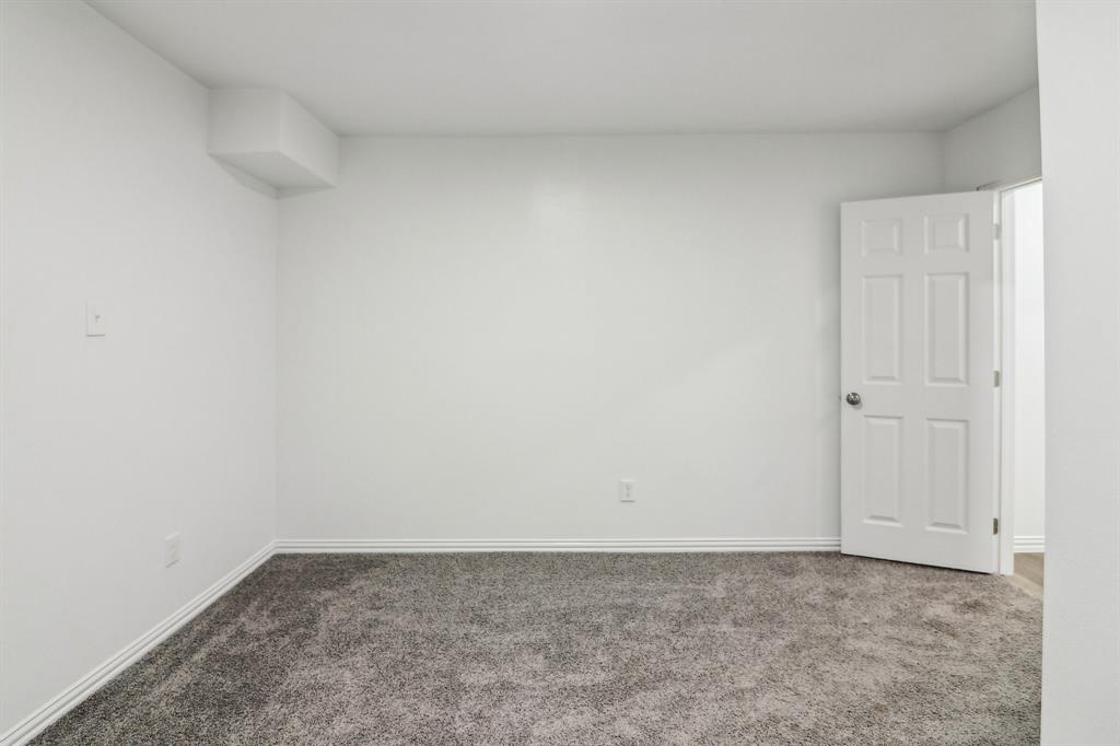 4765 Cecilia Avenue Property Photo 19