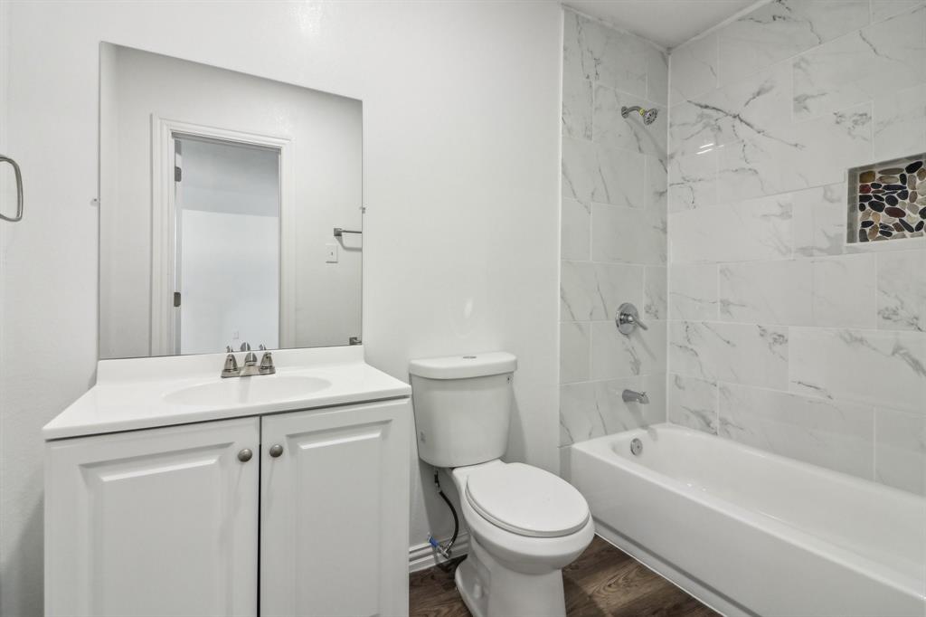 4765 Cecilia Avenue Property Photo 24