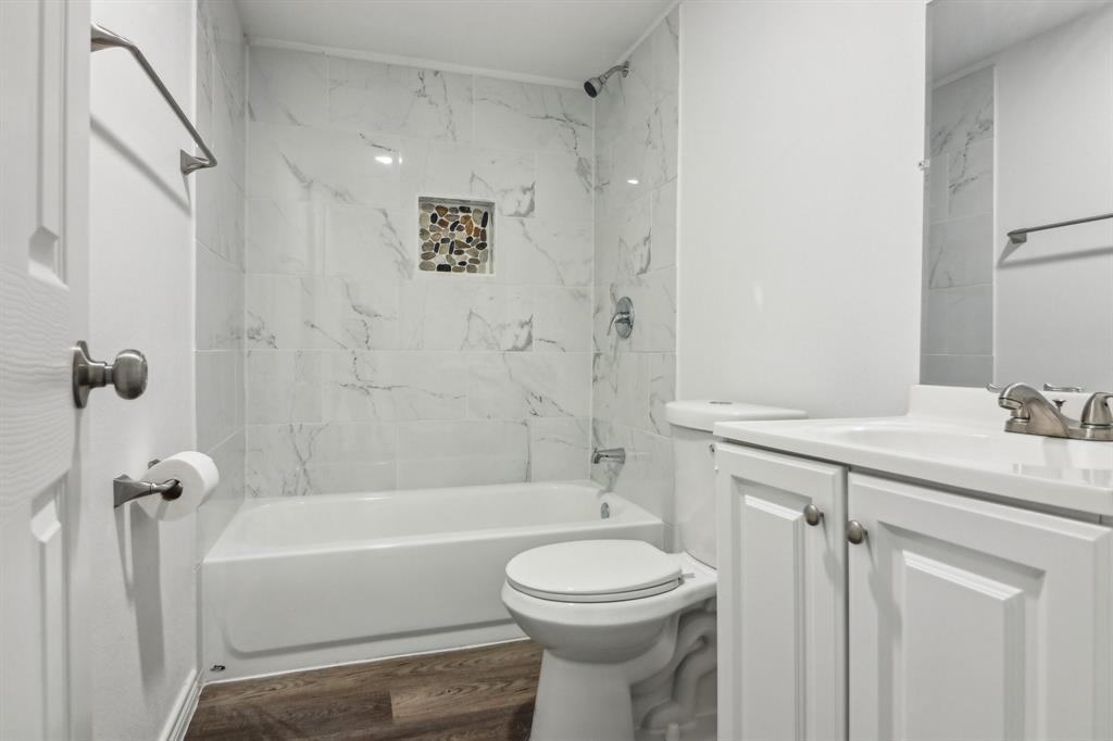 4765 Cecilia Avenue Property Photo 25