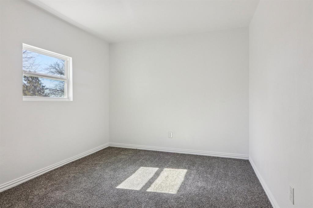 4765 Cecilia Avenue Property Photo 26