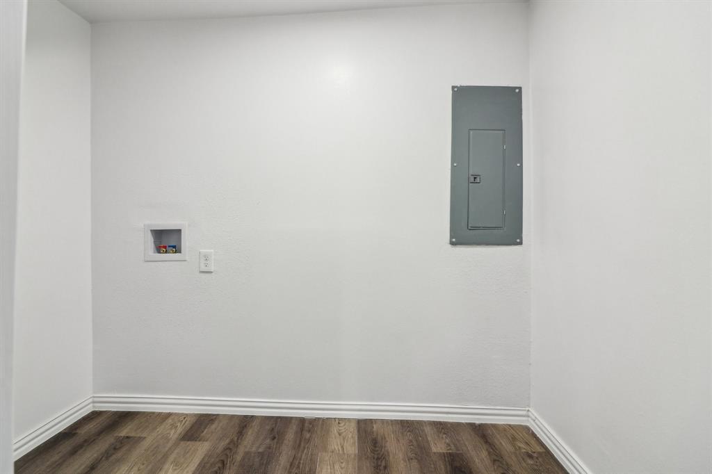 4765 Cecilia Avenue Property Photo 28