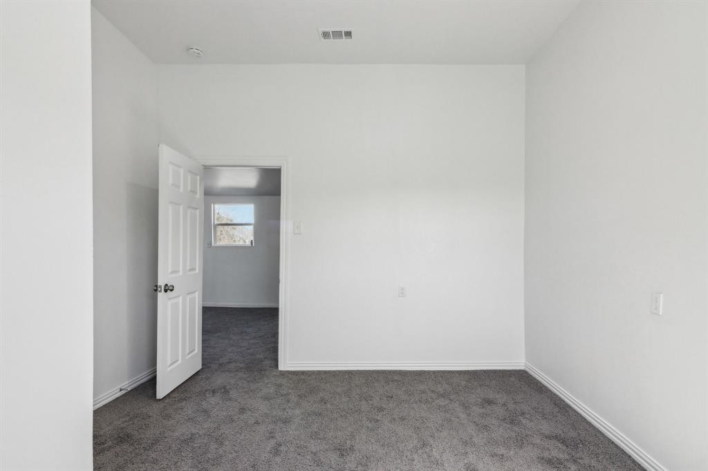 4765 Cecilia Avenue Property Photo 31