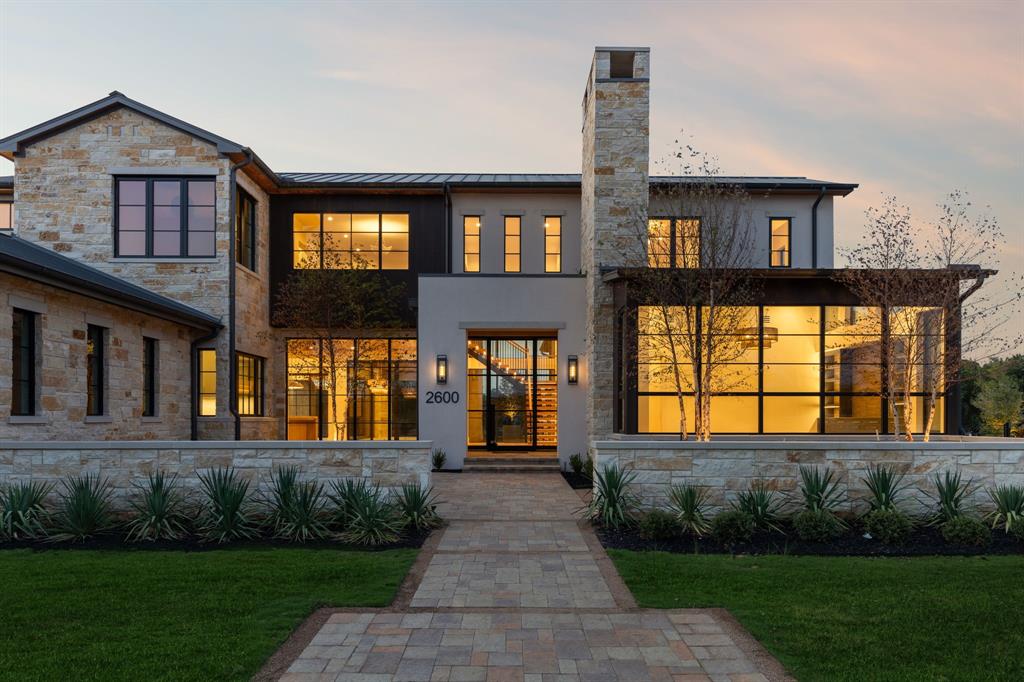 2600 Magnolia Circle Property Photo