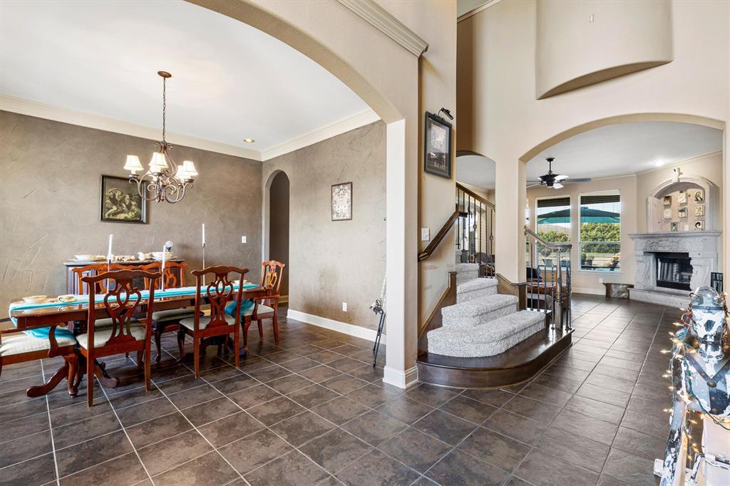 14 Windsor Drive Property Photo 3