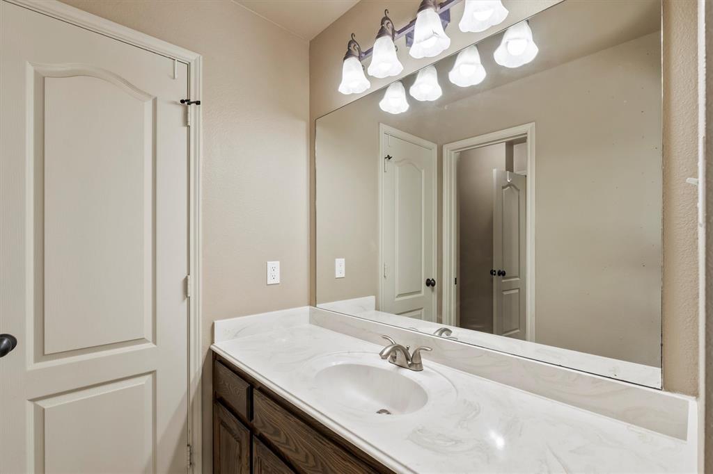 14 Windsor Drive Property Photo 31