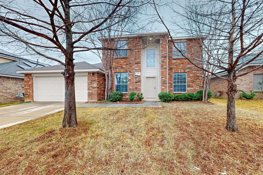 1301 Pepperidge Lane Property Photo