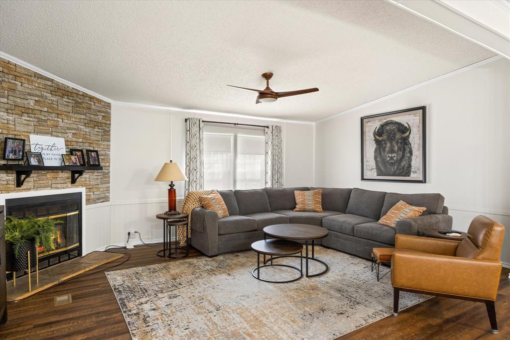 212 Brazos Harbor Drive Property Photo 1