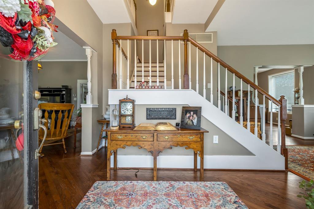 917 Wood Street Property Photo 4