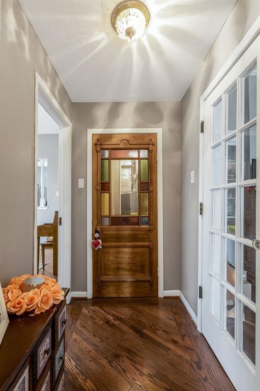 917 Wood Street Property Photo 13