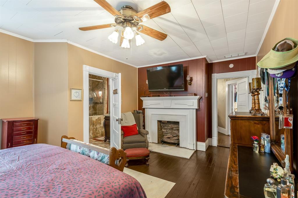 917 Wood Street Property Photo 23