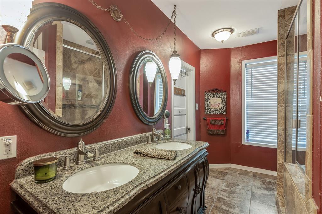917 Wood Street Property Photo 24