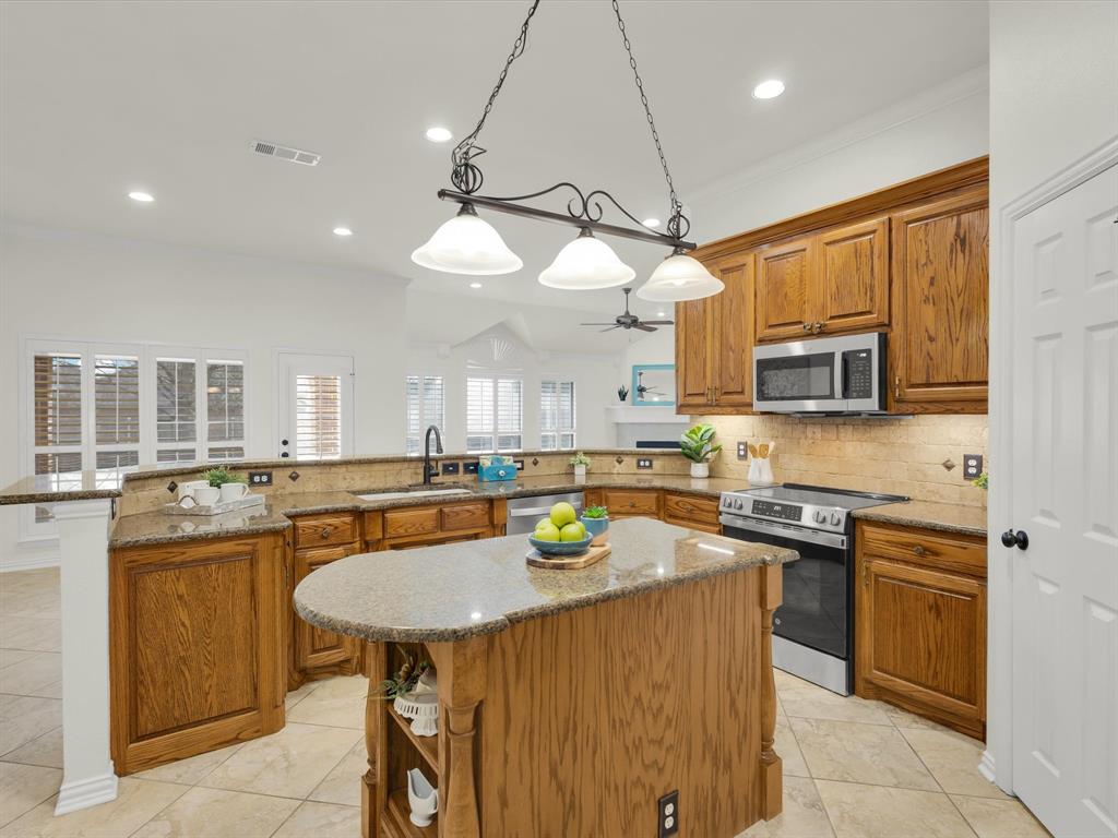 509 Surry Court Property Photo