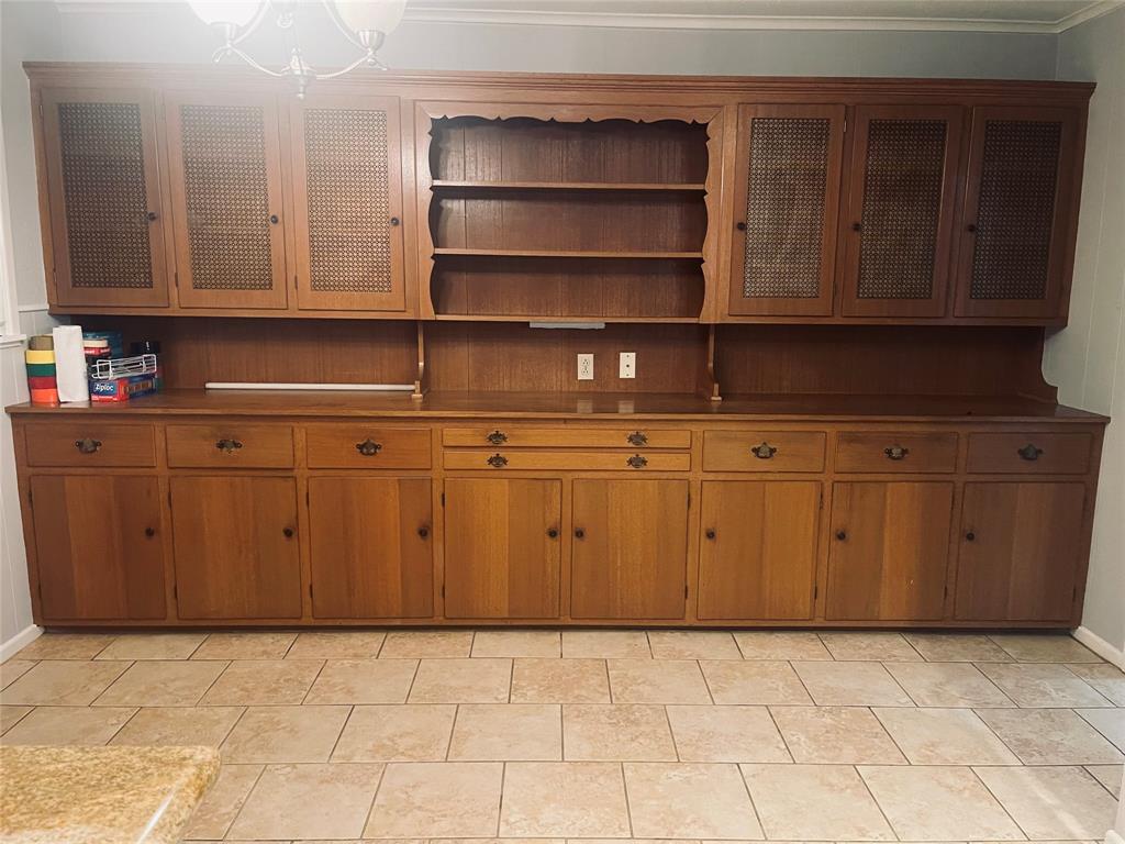 600 N Johnson Street Property Photo 8