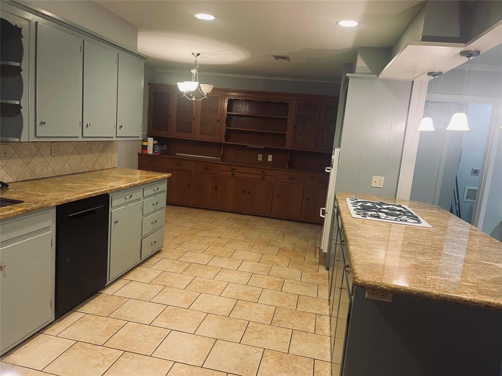 600 N Johnson Street Property Photo 30