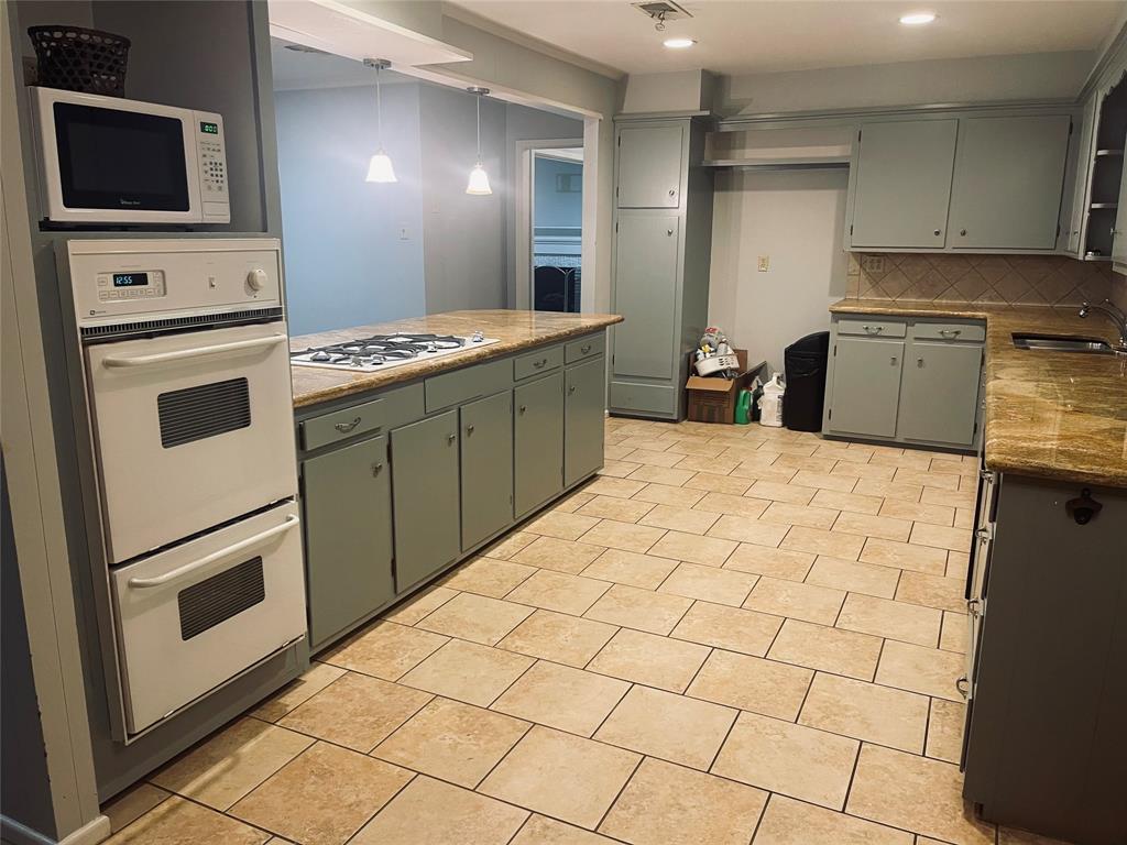 600 N Johnson Street Property Photo 31