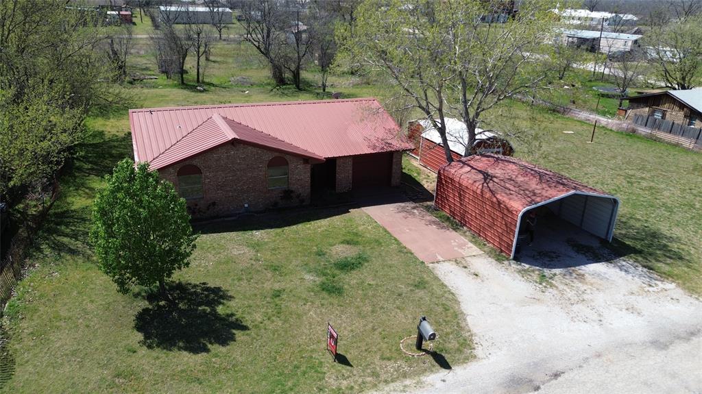 1004 Foch Street Property Photo