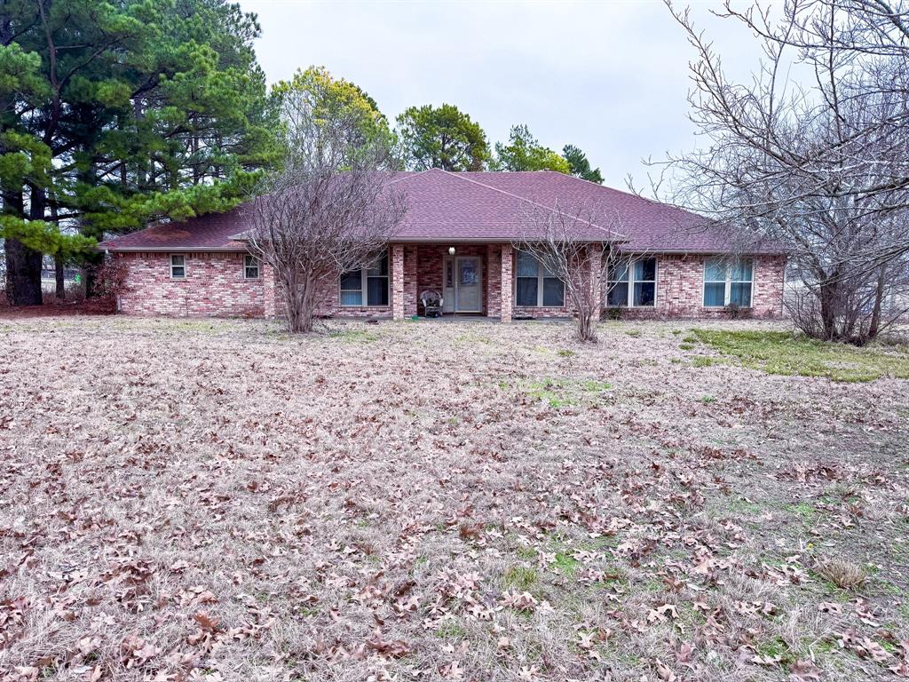 2031 Private Road 1183 Property Photo