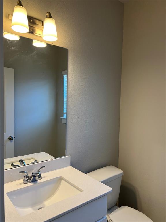1328 Creekbank Drive Property Photo 6