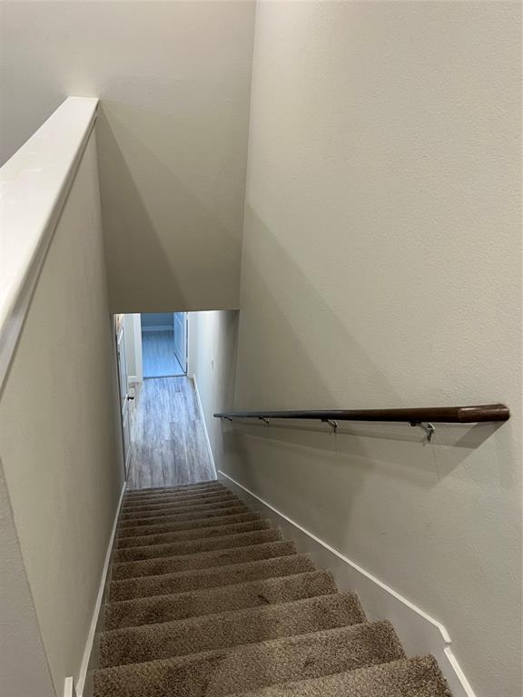 1328 Creekbank Drive Property Photo 12