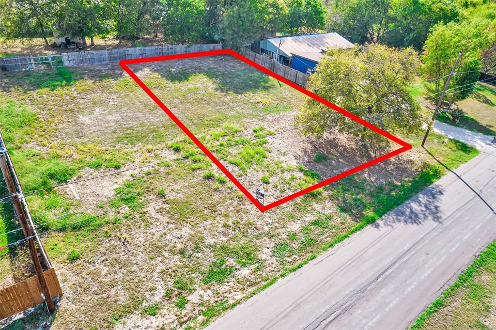 195 Nicole Drive Property Photo
