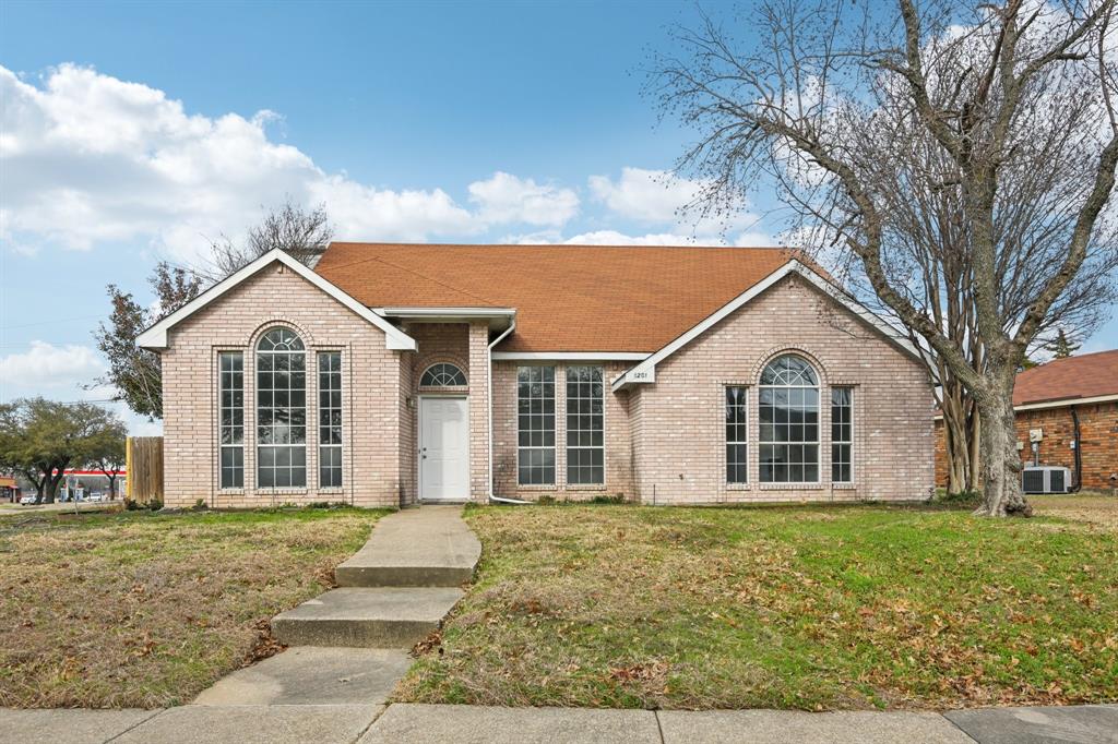 1201 Cypress Drive Property Photo