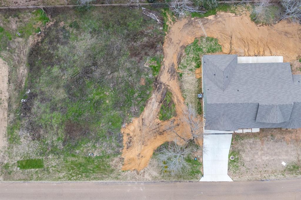 202 Splitrail Drive Property Photo 3