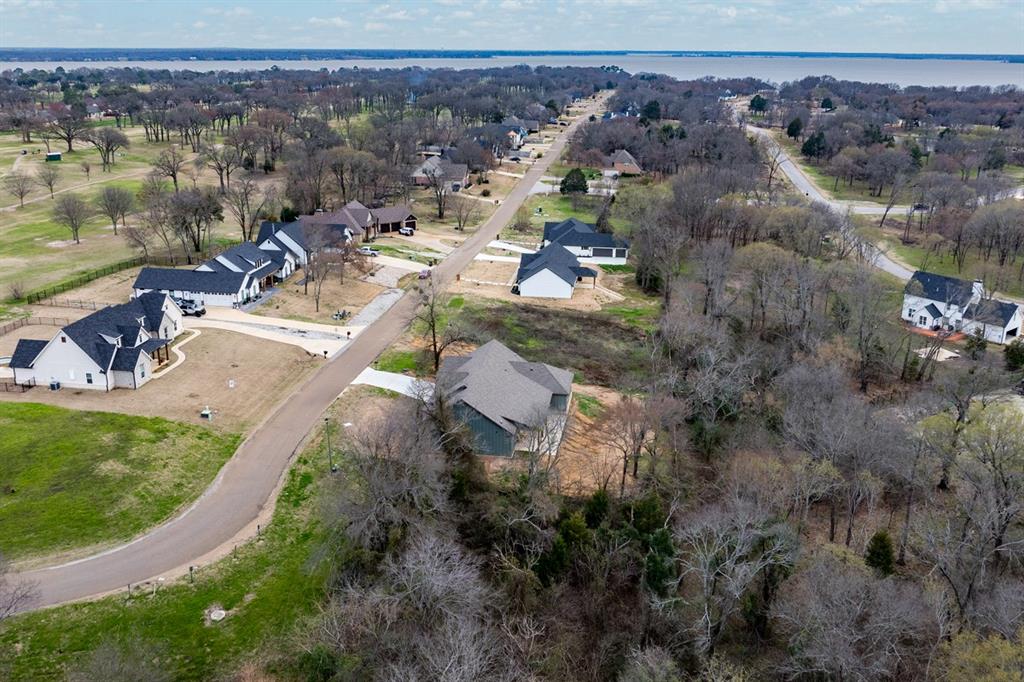 202 Splitrail Drive Property Photo 11