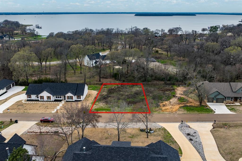 204 Splitrail Drive Property Photo 1