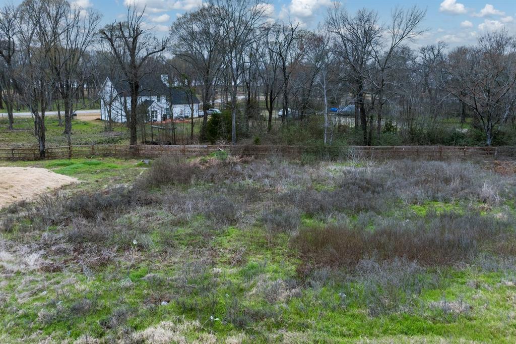 204 Splitrail Drive Property Photo 9