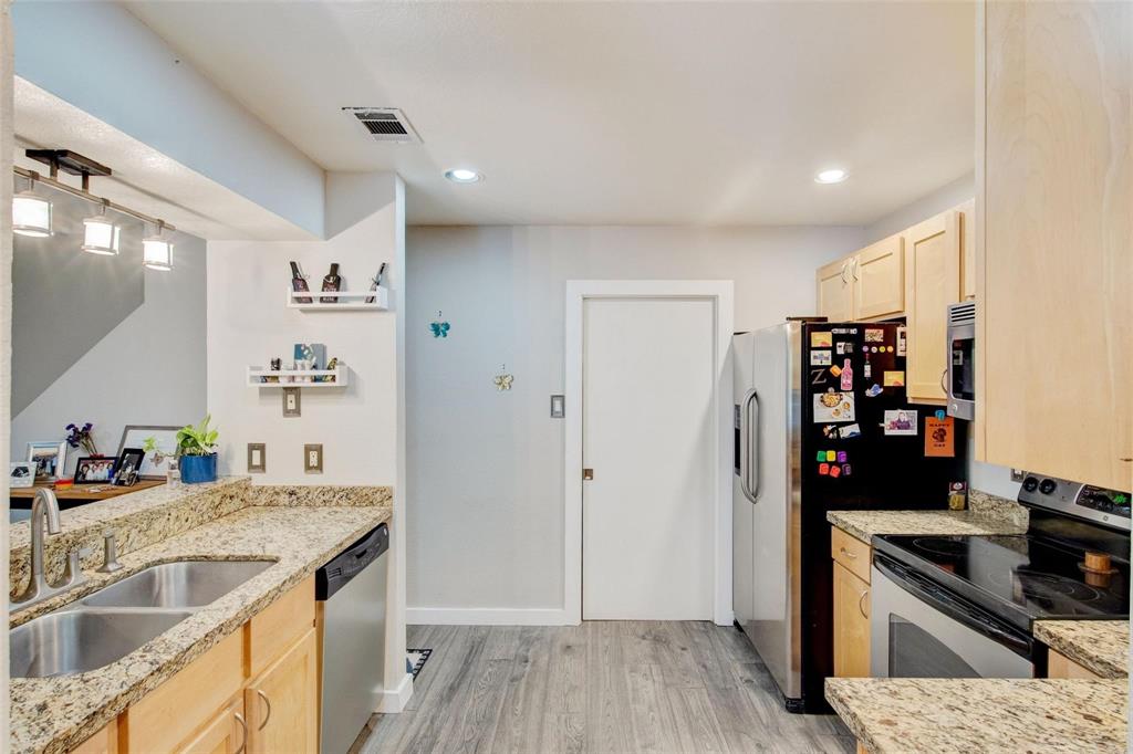 4777 Cedar Springs Road Property Photo
