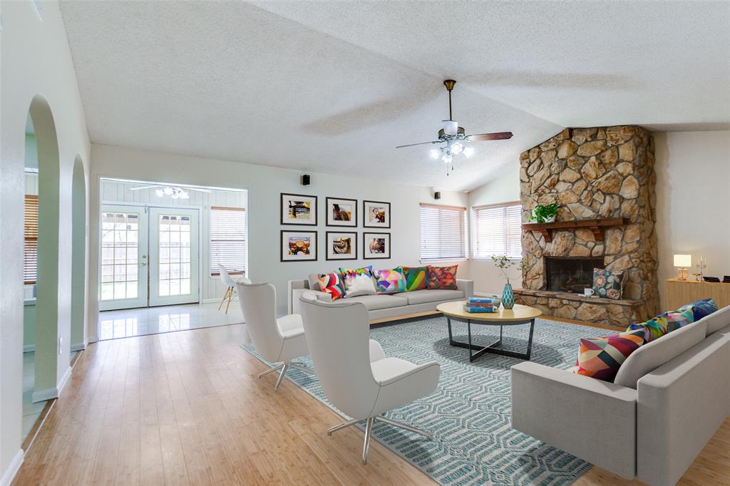 1704 Crystal Way Property Photo