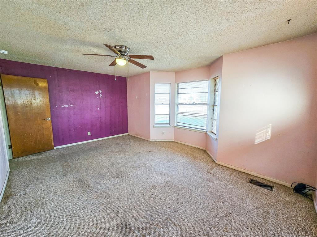 114 Scott Street Property Photo 5