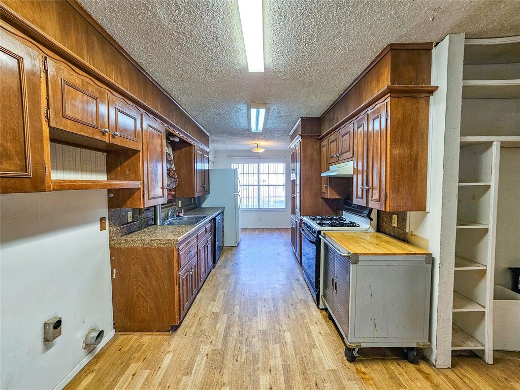 114 Scott Street Property Photo 16
